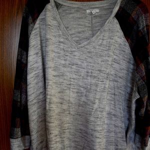 Gray with Plaid Sleeves 3X